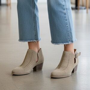 FRANCO SARTO suede ankle Boots 8 Beige woven boho cowgirl western  Great Seppia